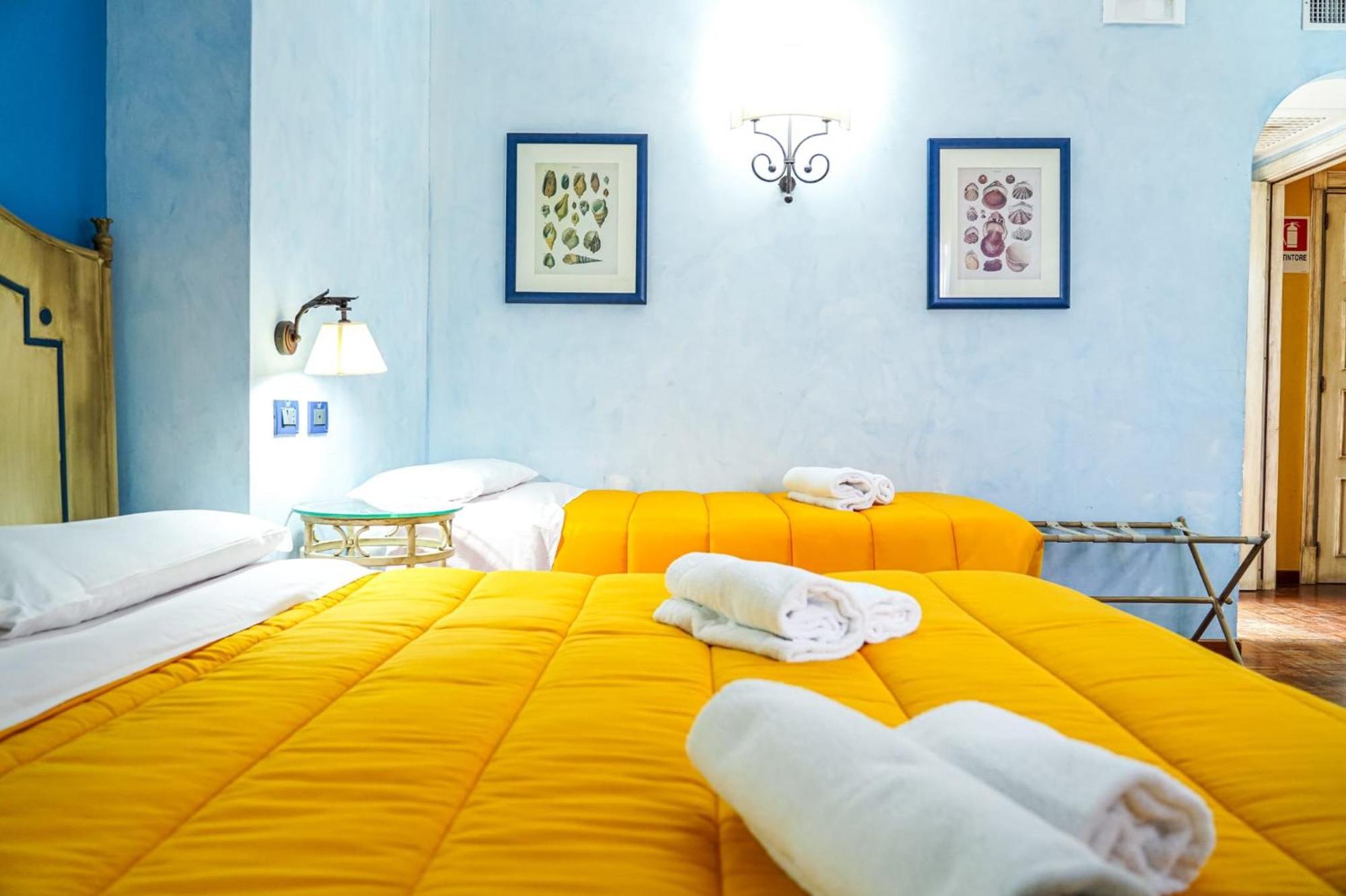 Motel - Hotel Nautico Pozzallo Kültér fotó