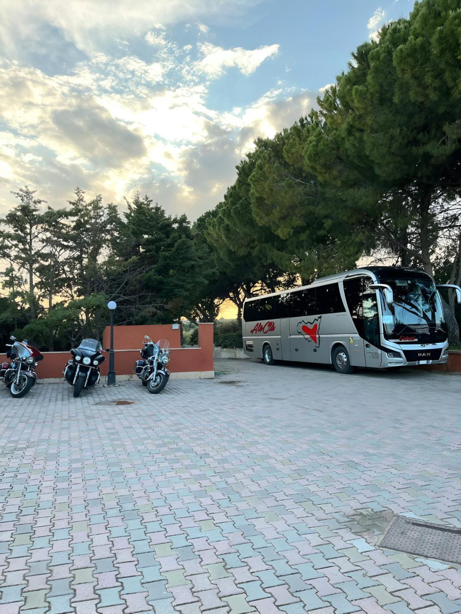 Motel - Hotel Nautico Pozzallo Kültér fotó
